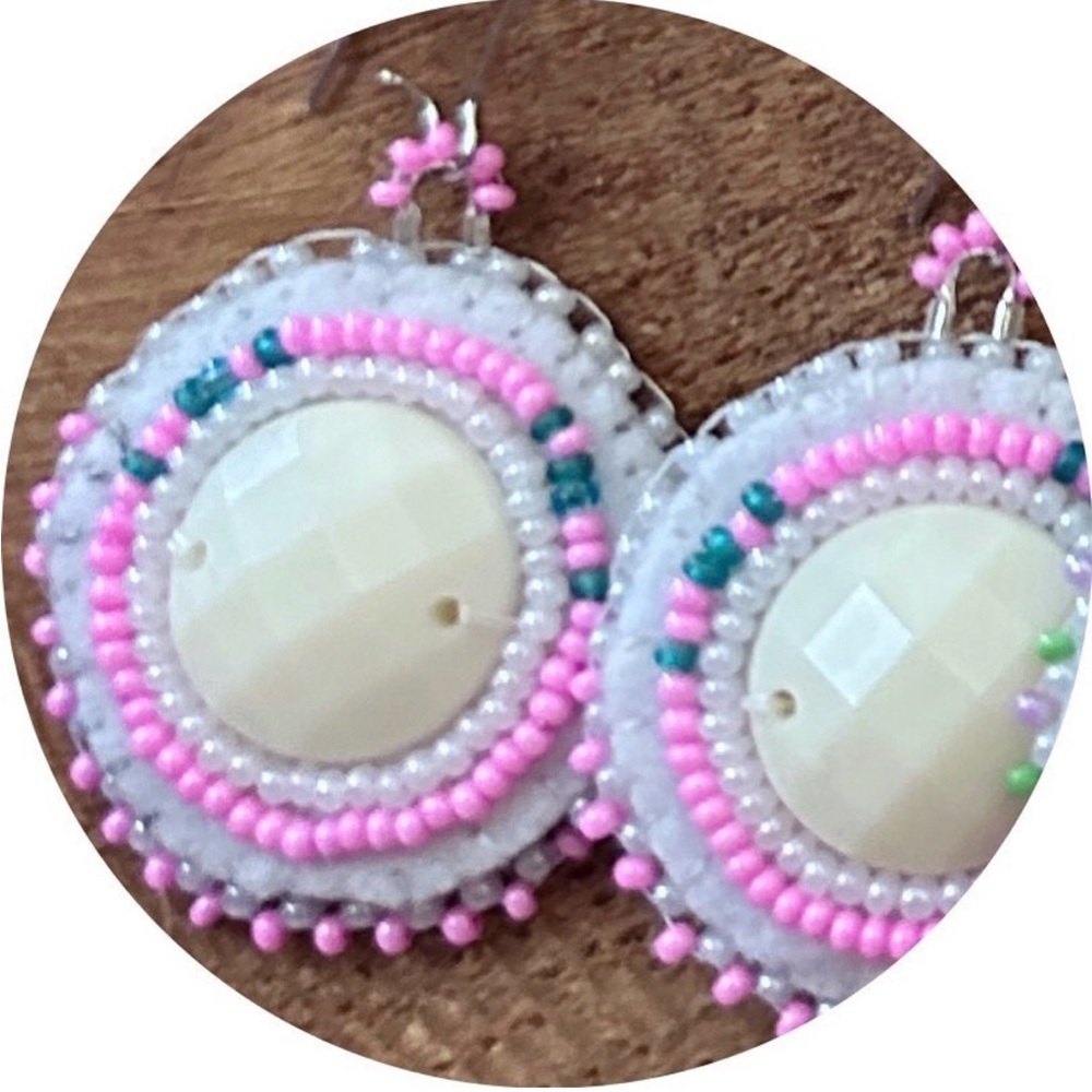 🪡Pink Beaded Earrings